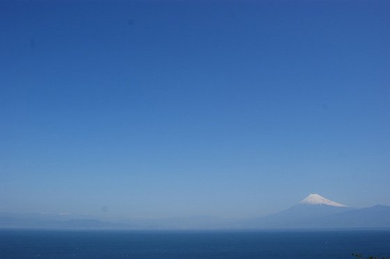澄みわたる青い空と富士山 富士山net ふじさんネット 富士山情報 まるごとおまかせ 澄みわたる青い空と富士山 富士山net ふじさんネット 富士山情報 まるごとおまかせ