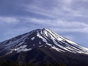 富士山の雪形　「鹿の子まだら」