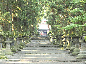 北口本宮冨士浅間神社の参道