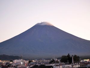 富士山に初冠雪？