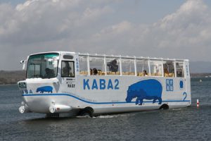 水陸両用バス KABA2号