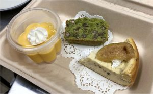 都留文大生が制作したスイーツ３品。３点セットで販売する