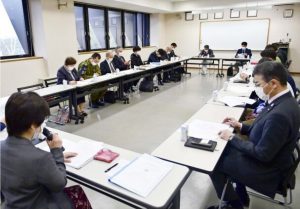 事業計画などを承認した常任実行委員会＝富士河口湖・県立富士山世界遺産センター